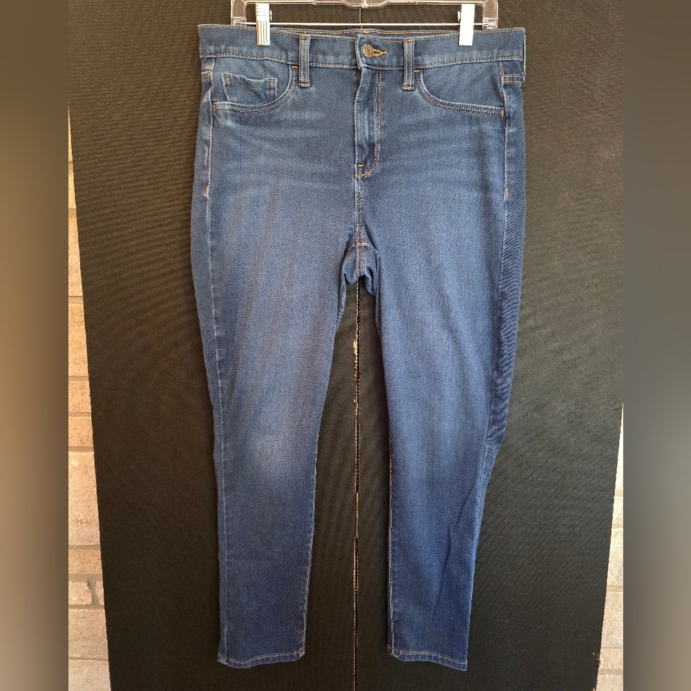 Banana Republic super stretch legging-fit jean